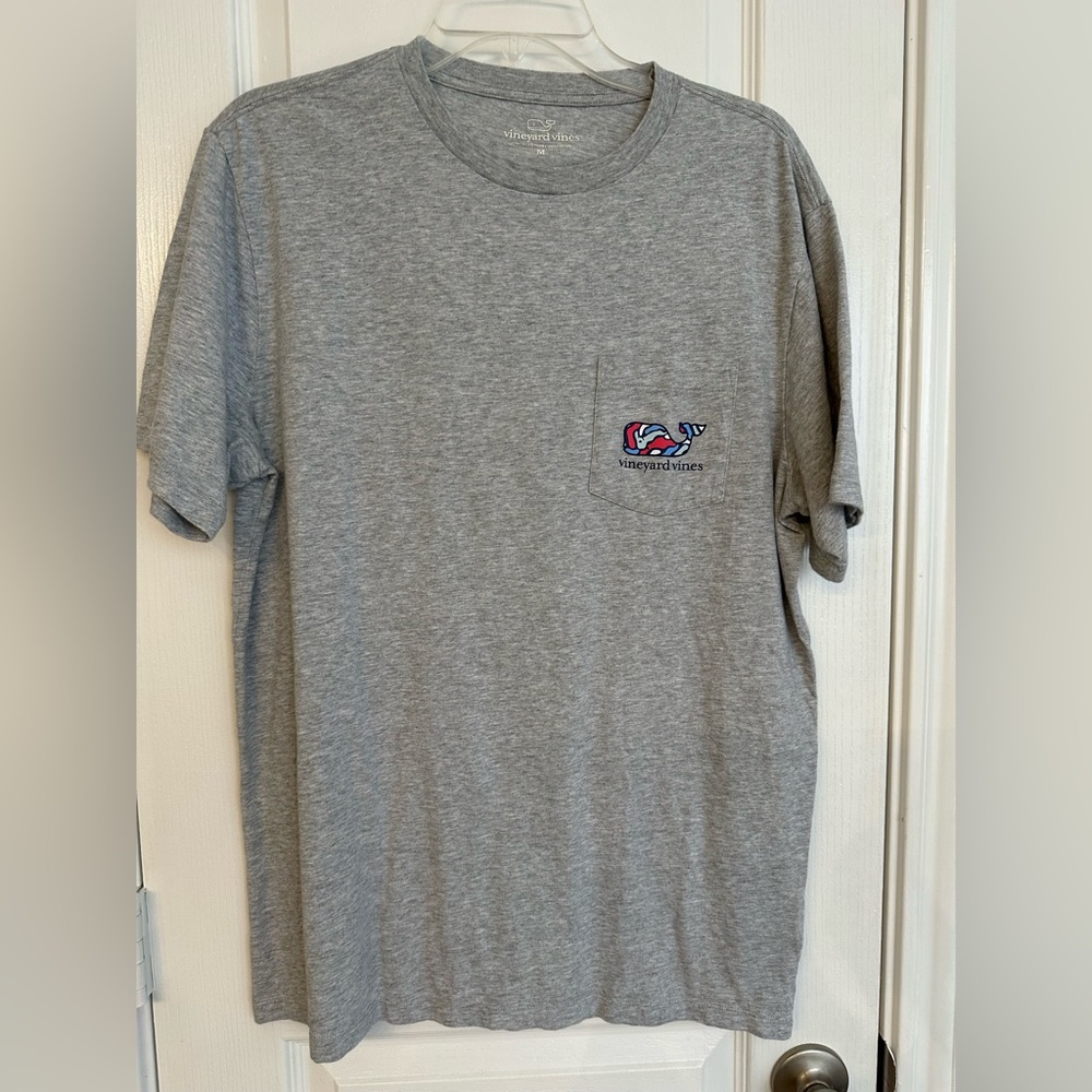 Vineyard Vines T-shirt in excellent condition